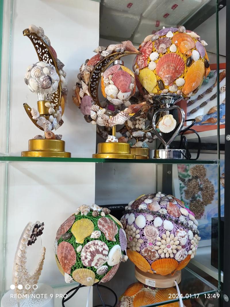 北海貝殼工藝品貝殼工藝品是廣西壯族自治區(qū)北海市傳統(tǒng)美術(shù) 國